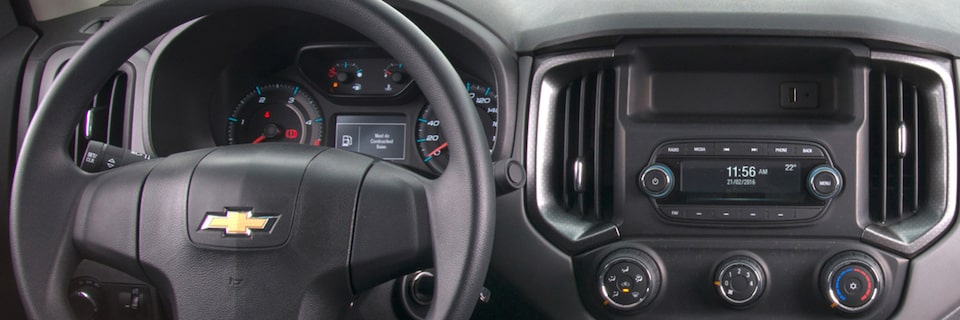 Painel de controle da picape Chevrolet S10 Cabine Simples